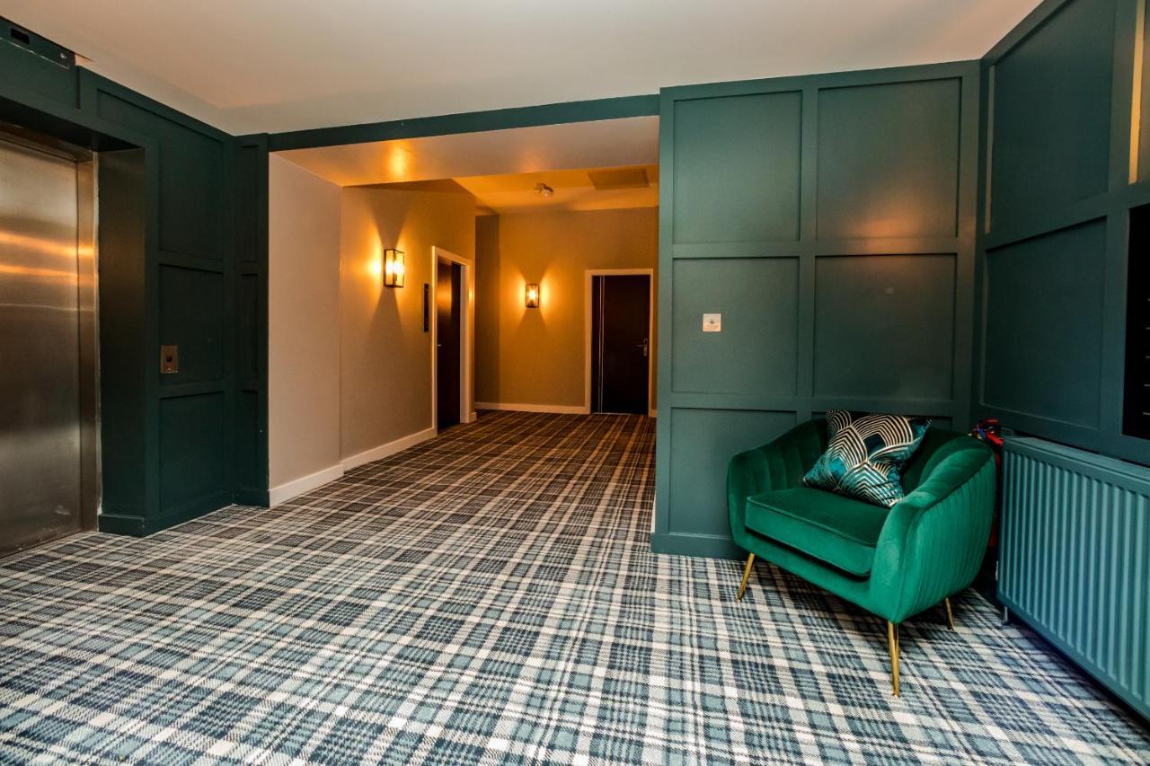 Stay Hotel Huddersfield Extérieur photo