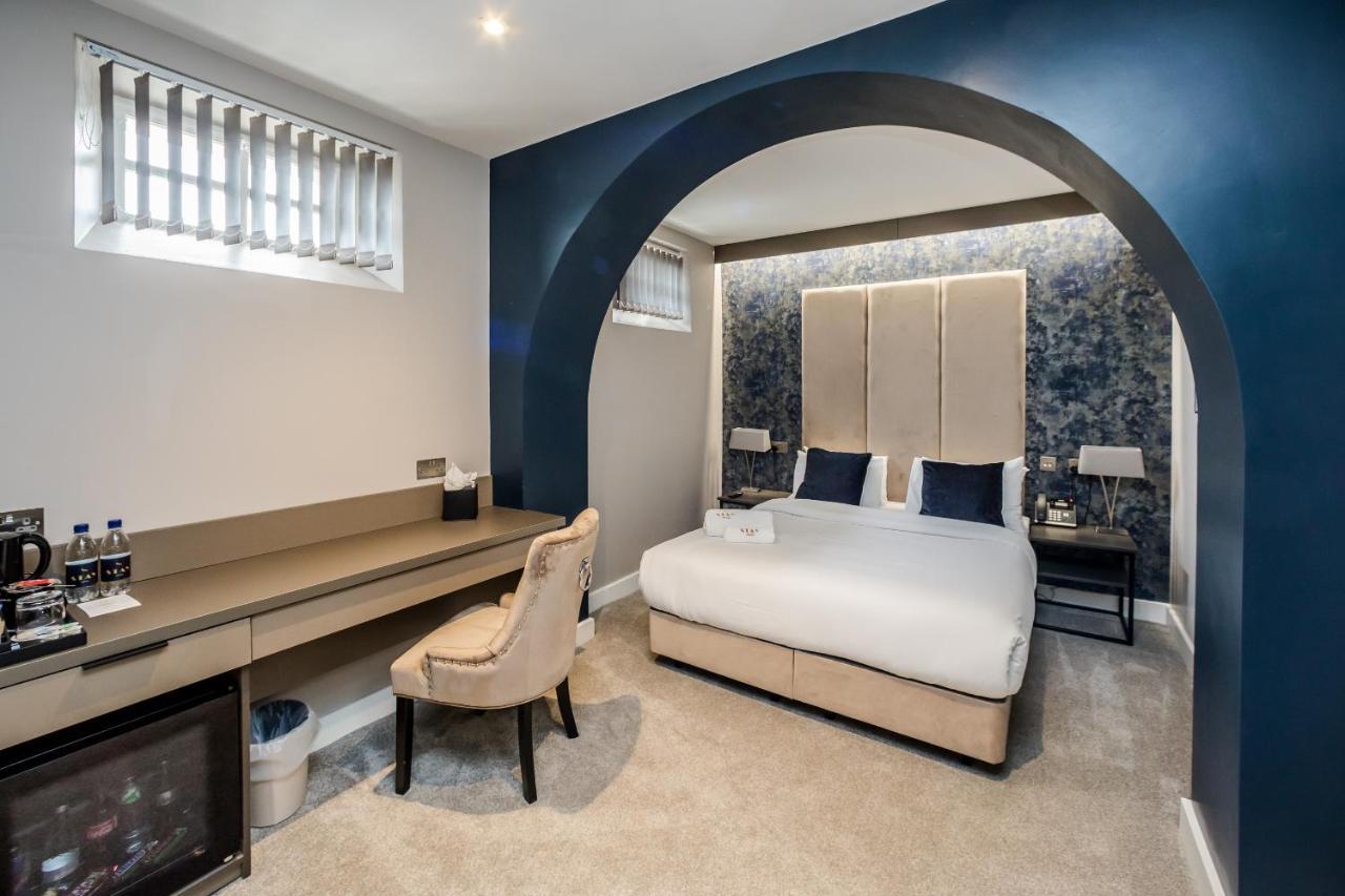 Stay Hotel Huddersfield Extérieur photo